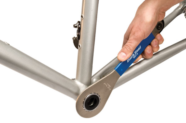 Park Tool BBT-9 Bottom Bracket Tool engaged on Shimano® external bottom bracket, click to enlarge
