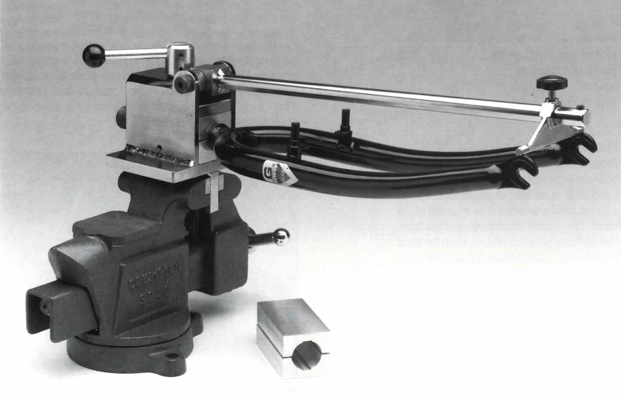 FCG-1 installed in a vise measuring the trueness of a fork, enlarged