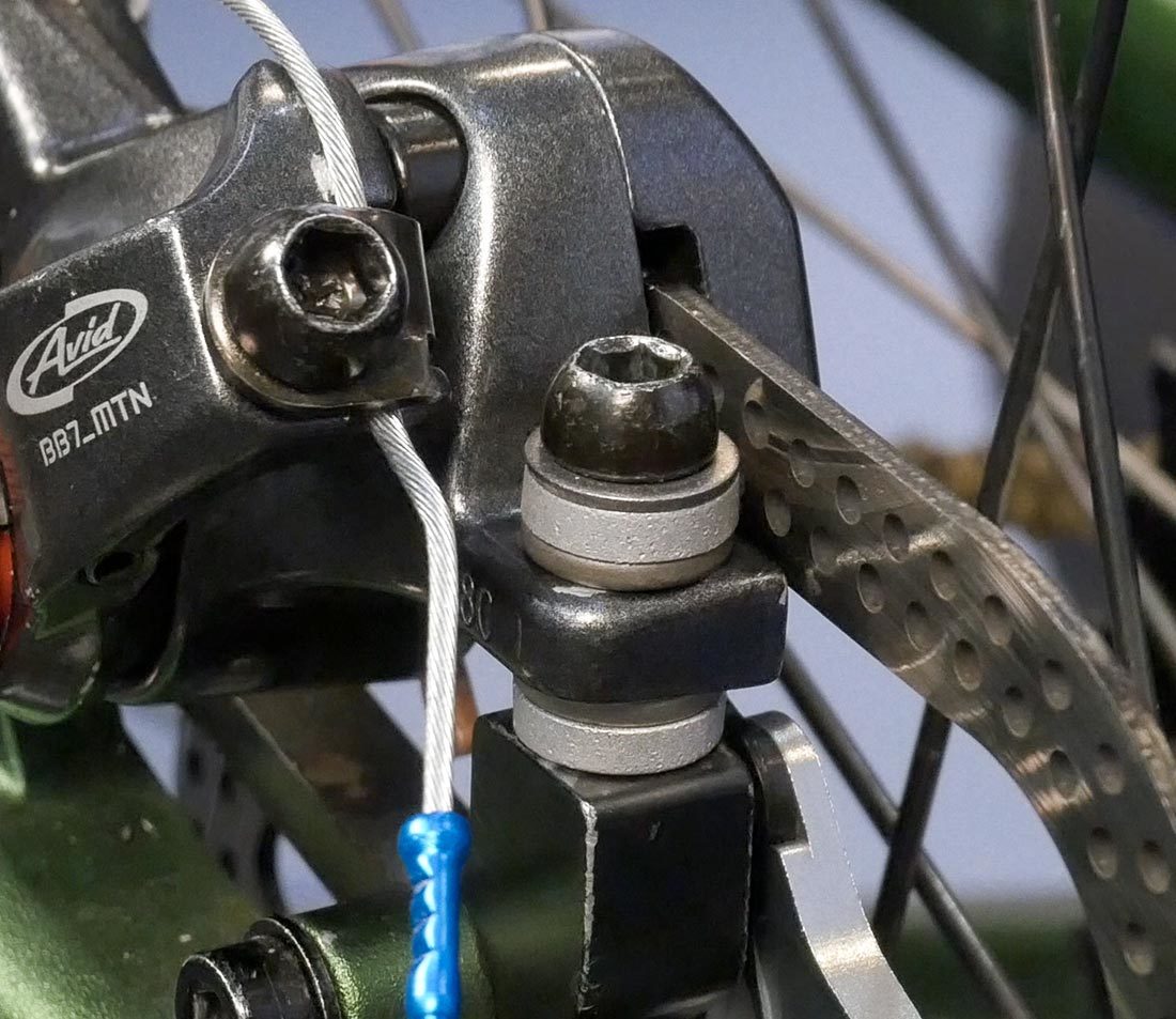 or Other Kinds of Bicycles Disc Brake Caliper Screw Road Bikes Yosoo Health Gear Disk Brake Bolts Used for Bike Bicycle Disc Brake Calipers Suitable for Mountain Bikes Bike Disc Brake Screw